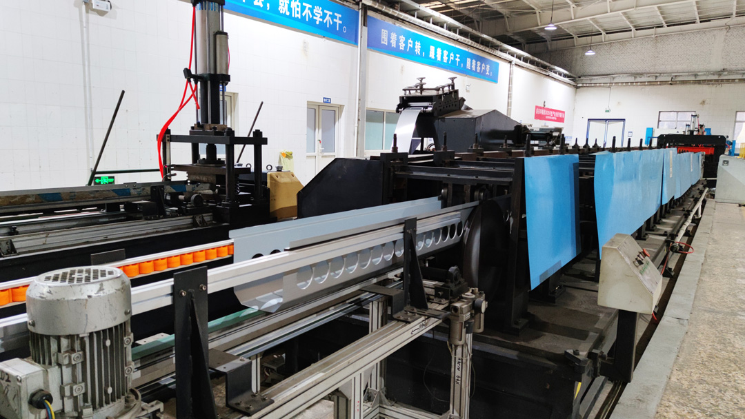 Evacuated Tube U-Type Solar Collector