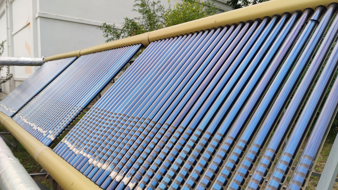 High Efficiency Solar Air Collector